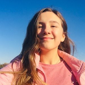 Meet your Posher, Adriana